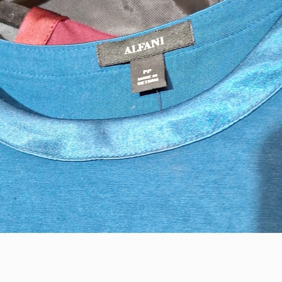 NEW!!! ALFANI TWO SHIRT BUNDLE SIZE Pet/Pet. - Picture 4 of 6